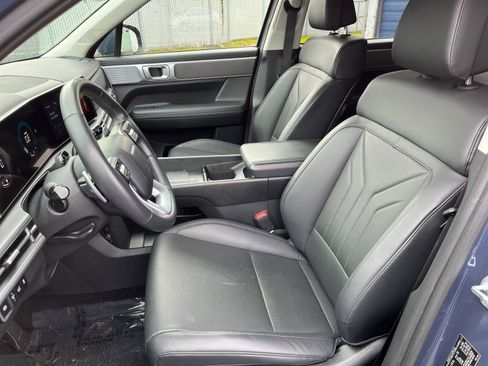 Used 2025 Hyundai Santa Fe SEL image 39