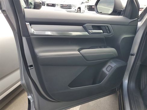 New 2026 GMC Terrain Elevation w/ Elevation Premium Package image 13