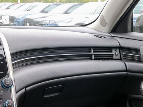 Used 2015 Chevrolet Malibu LTZ FWD image 14