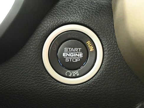 Used 2024 RAM 2500 Laramie AWD/4WD image 31