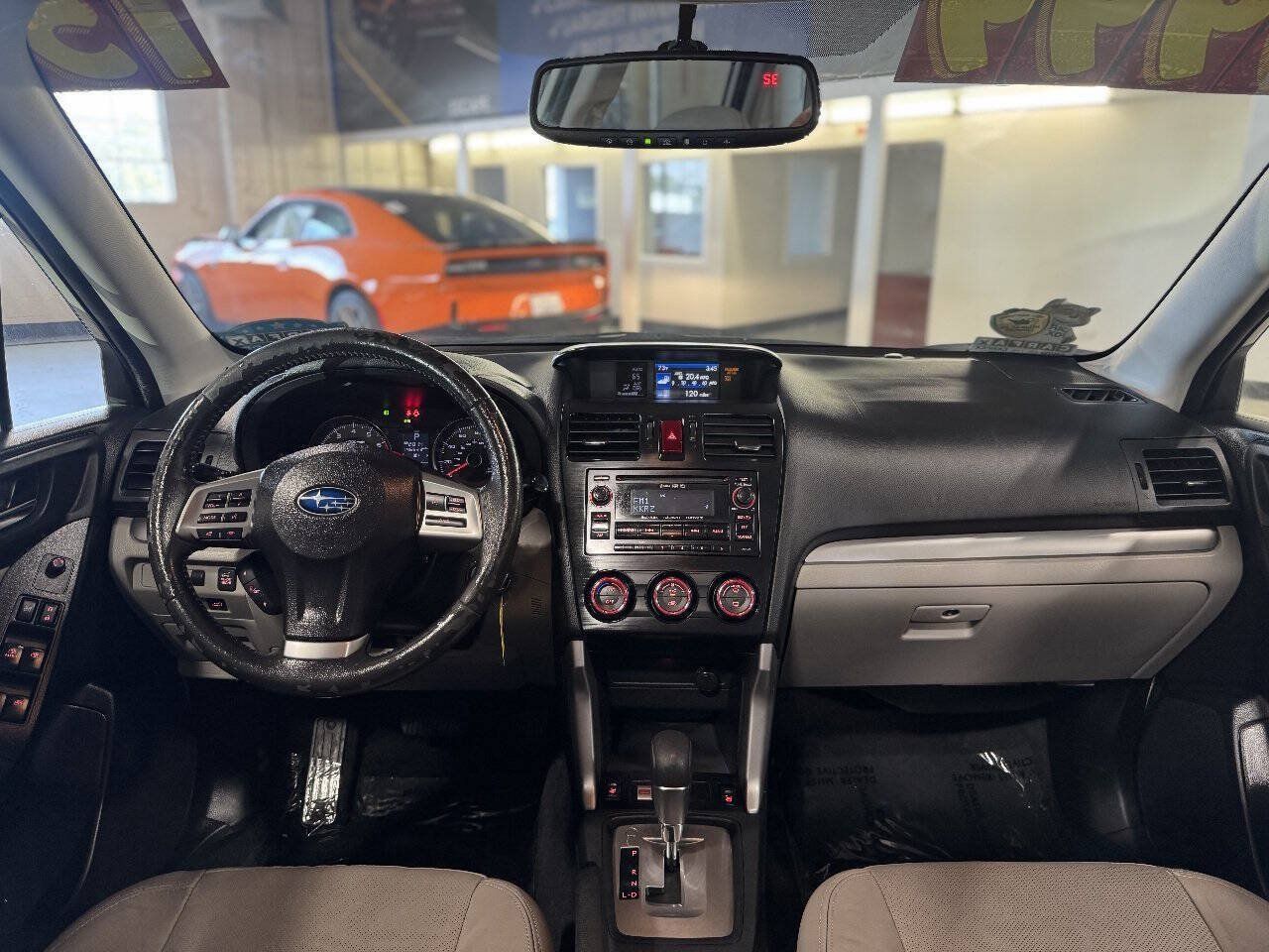Used 2015 Subaru Forester 2.5i Limited AWD/4WD image 10