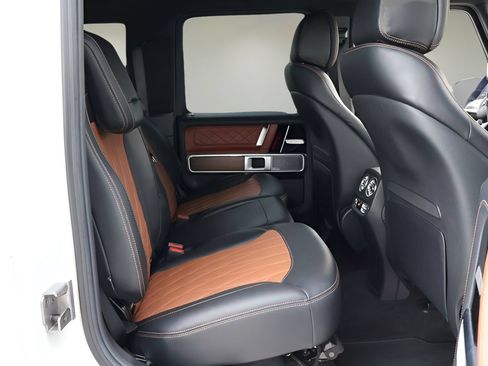 Used 2022 Mercedes-Benz G 550 image 22