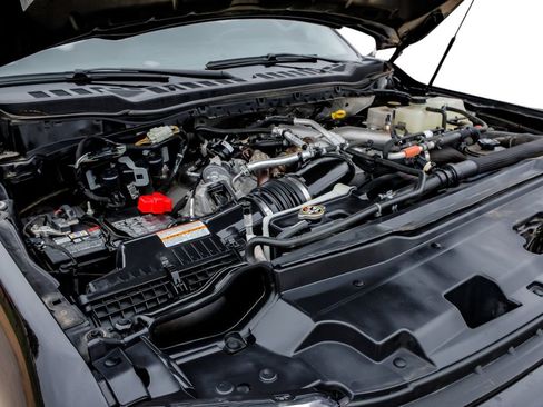 Used 2024 Ford F350 Limited w/ FX4 Off-Road Package image 58