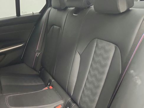 Used 2022 BMW M3 Competition RWD image 34