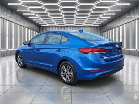 Used 2018 Hyundai Elantra SEL FWD image 3