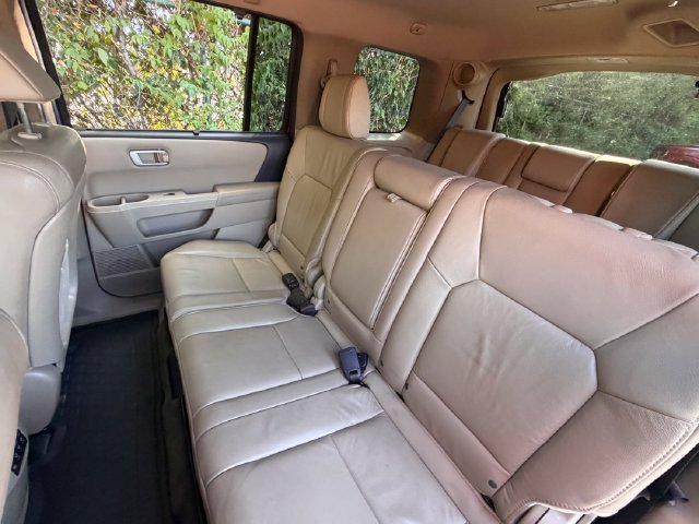 Used 2015 Honda Pilot Touring image 37