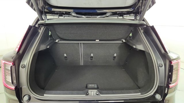 New 2026 Volvo EX30 Ultra w/ Protection Package AWD/4WD image 34