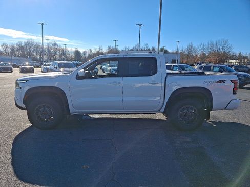 Used 2023 Nissan Frontier PRO-4X w/ Pro-4X Premium Package image 7