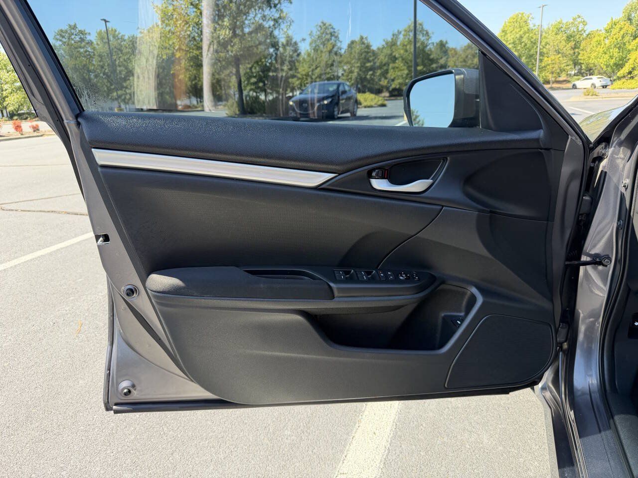Used 2019 Honda Civic LX image 11