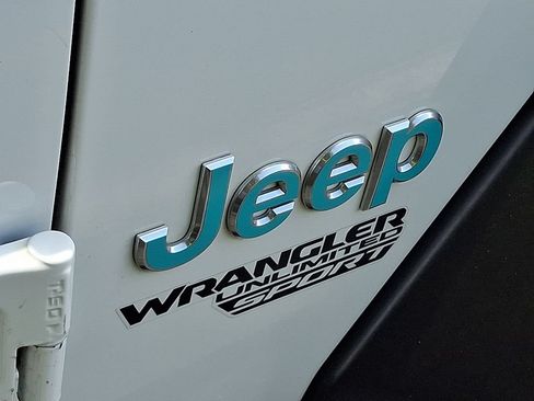 Used 2020 Jeep Wrangler Unlimited Sport S AWD/4WD image 7