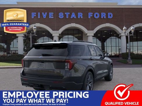 New 2026 Ford Explorer ST-Line w/ ST-Line Street Pack RWD image 8