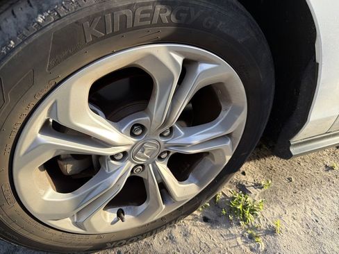 Used 2023 Honda Accord LX image 5