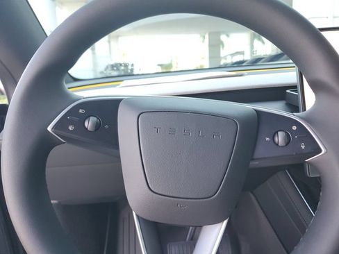 Used 2026 Tesla Model Y 2WD image 23