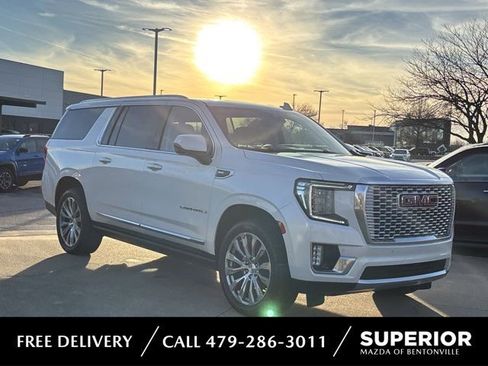 Used 2023 GMC Yukon XL Denali image 1