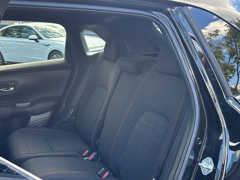 Used 2023 Honda HR-V Sport image 27