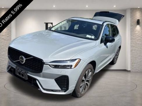 Used 2024 Volvo XC60 B5 Plus w/ Protection Package Premier AWD/4WD image 2