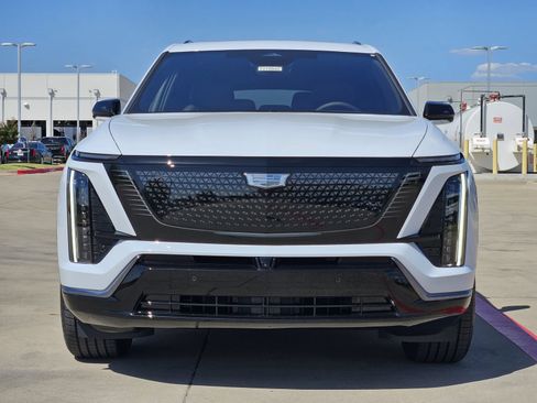 New 2027 Cadillac Vistiq Sport AWD/4WD image 6