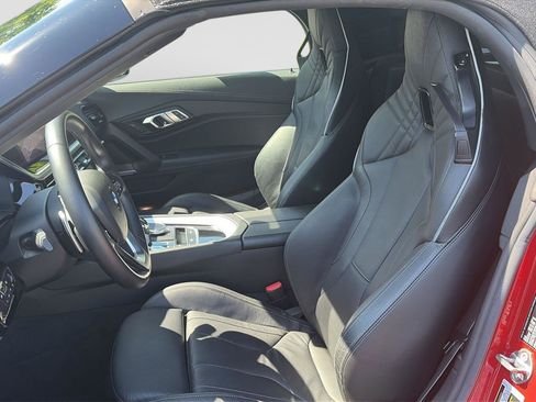 Used 2019 BMW Z4 sDrive30i w/ Convenience Package RWD image 11