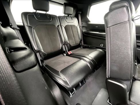 Used 2024 Jeep Grand Cherokee L Laredo image 24