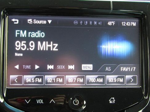 Used 2015 Chevrolet Spark LT image 17