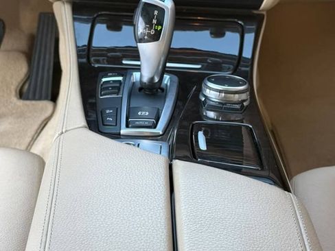 Used 2015 BMW 528i xDrive Sedan AWD/4WD image 17