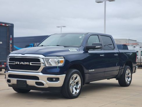 Used 2019 RAM 1500 Big Horn AWD/4WD image 3