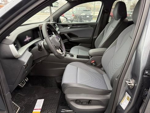 New 2026 Volkswagen Tiguan SE R-Line image 11