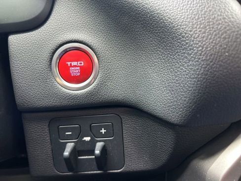 Used 2024 Toyota Tundra Limited AWD/4WD image 24