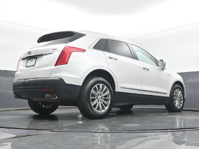 Used 2017 Cadillac XT5 Luxury w/ Driver Awareness Package AWD/4WD image 49