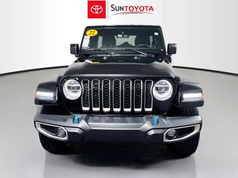 Used 2022 Jeep Wrangler Unlimited Sahara AWD/4WD image 10