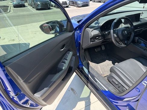 Used 2024 Honda Accord Sport image 23