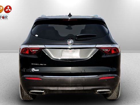 Used 2023 Buick Enclave Essence w/ Experience Buick Package image 4