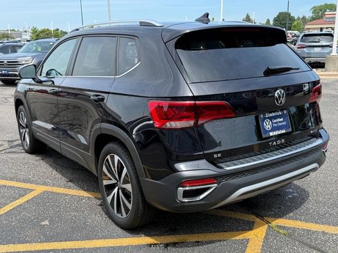 Certified 2023 Volkswagen Taos SE AWD/4WD image 6