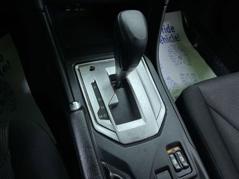 Used 2022 Subaru Impreza 2.0i Premium image 24