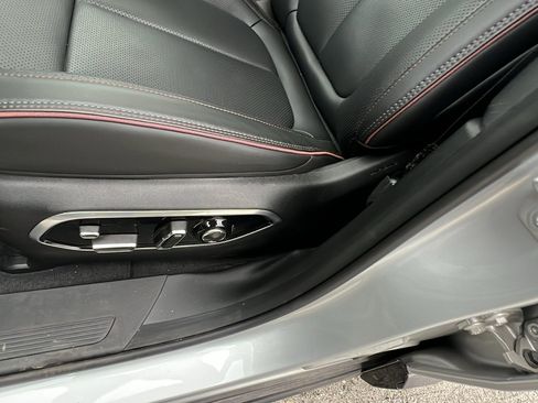 Used 2024 Jeep Wagoneer Launch Edition image 17