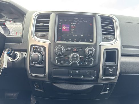 Used 2019 RAM 1500 Classic Warlock w/ Luxury Group image 27