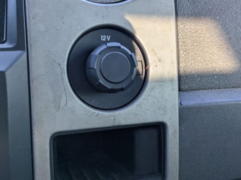 Used 2012 Ford F150 XLT w/ Off Road Pkg image 22