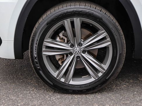 Used 2019 Volkswagen Atlas SEL R-Line FWD image 14