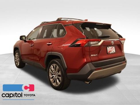 Used 2022 Toyota RAV4 Limited AWD/4WD image 5