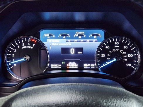 Used 2021 Ford Expedition Max XLT image 37