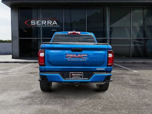 Used 2023 GMC Canyon Elevation w/ Elevation Premium Package AWD/4WD image 4