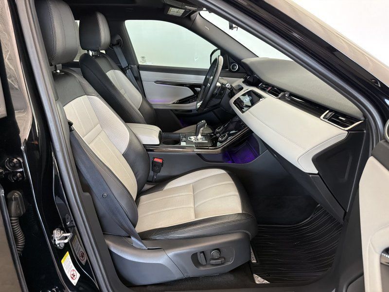 Used 2020 Land Rover Range Rover Evoque R-Dynamic SE AWD/4WD image 19