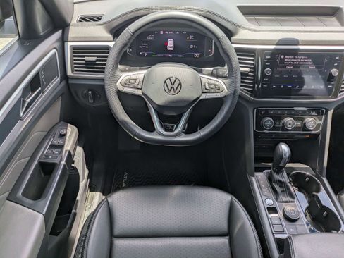 Used 2023 Volkswagen Atlas Cross Sport SEL R-Line AWD/4WD image 15