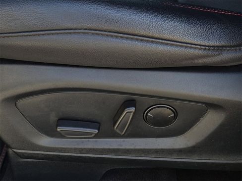 Used 2023 Ford Explorer ST-Line w/ Class IV Trailer Tow Package image 33