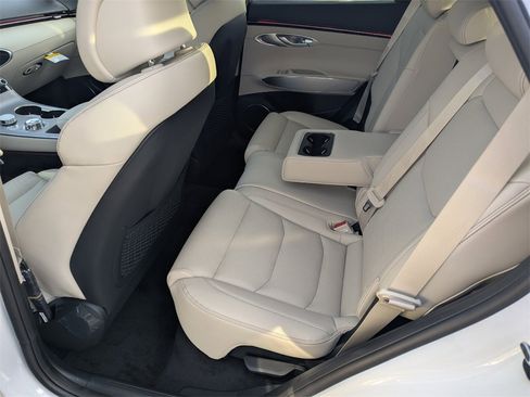 New 2026 Genesis GV70 2.5T Select image 12