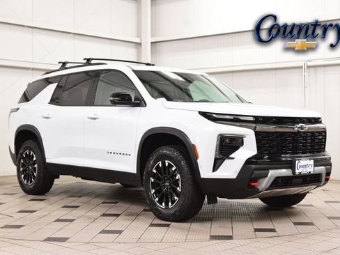 New 2026 Chevrolet Traverse Z71 w/ Enhanced Driving Package AWD/4WD image 1