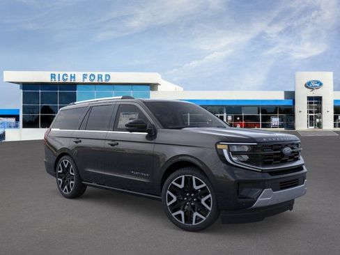 New 2026 Ford Expedition Platinum w/ Platinum Ultimate Package AWD/4WD image 12