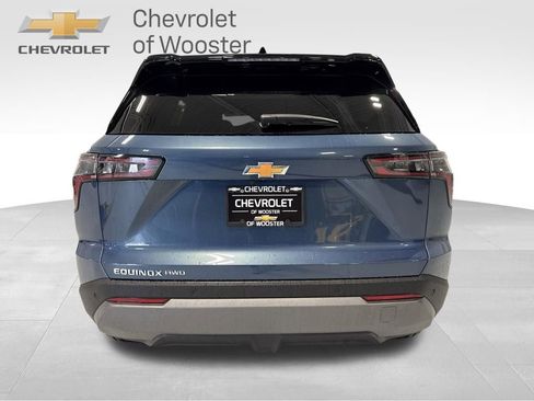 New 2026 Chevrolet Equinox LT w/ Convenience Package II image 4