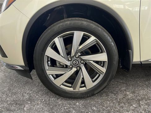 Used 2021 Nissan Murano SL image 12