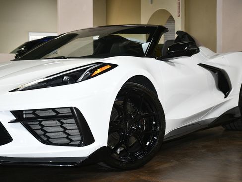 Used 2022 Chevrolet Corvette Stingray Preferred Conv w/ Z51 Performance Package RWD image 54